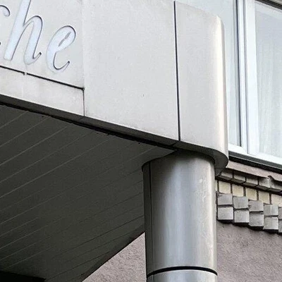 Elos Room в Калининграде Россия, Калининград, Озёрная улица, 26-28