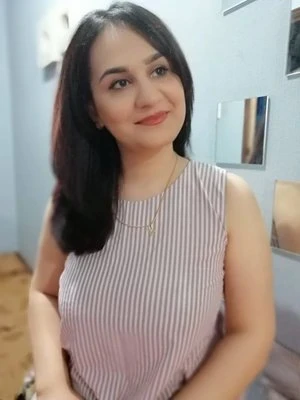 Нафиса Назарова